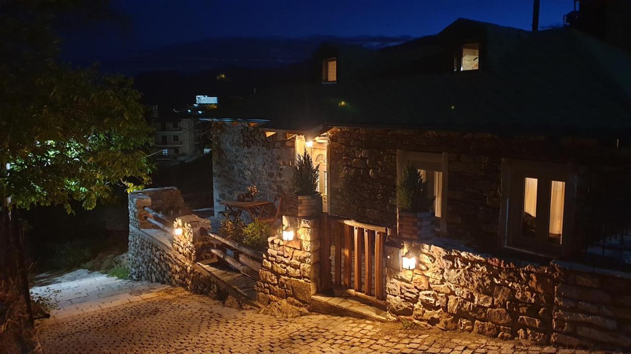 Karpenísion The House In The Cobbled Roadヴィラ エクステリア 写真