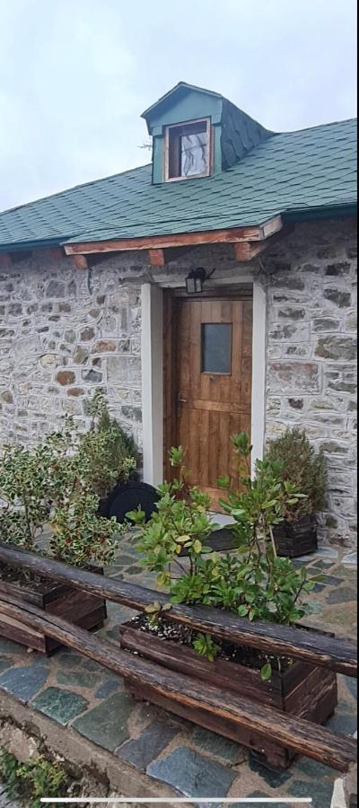 Karpenísion The House In The Cobbled Roadヴィラ エクステリア 写真